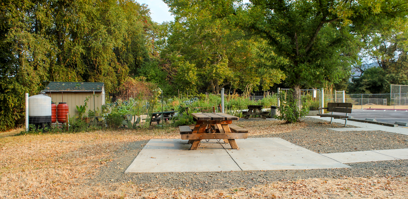 Picnic area at Larson Park