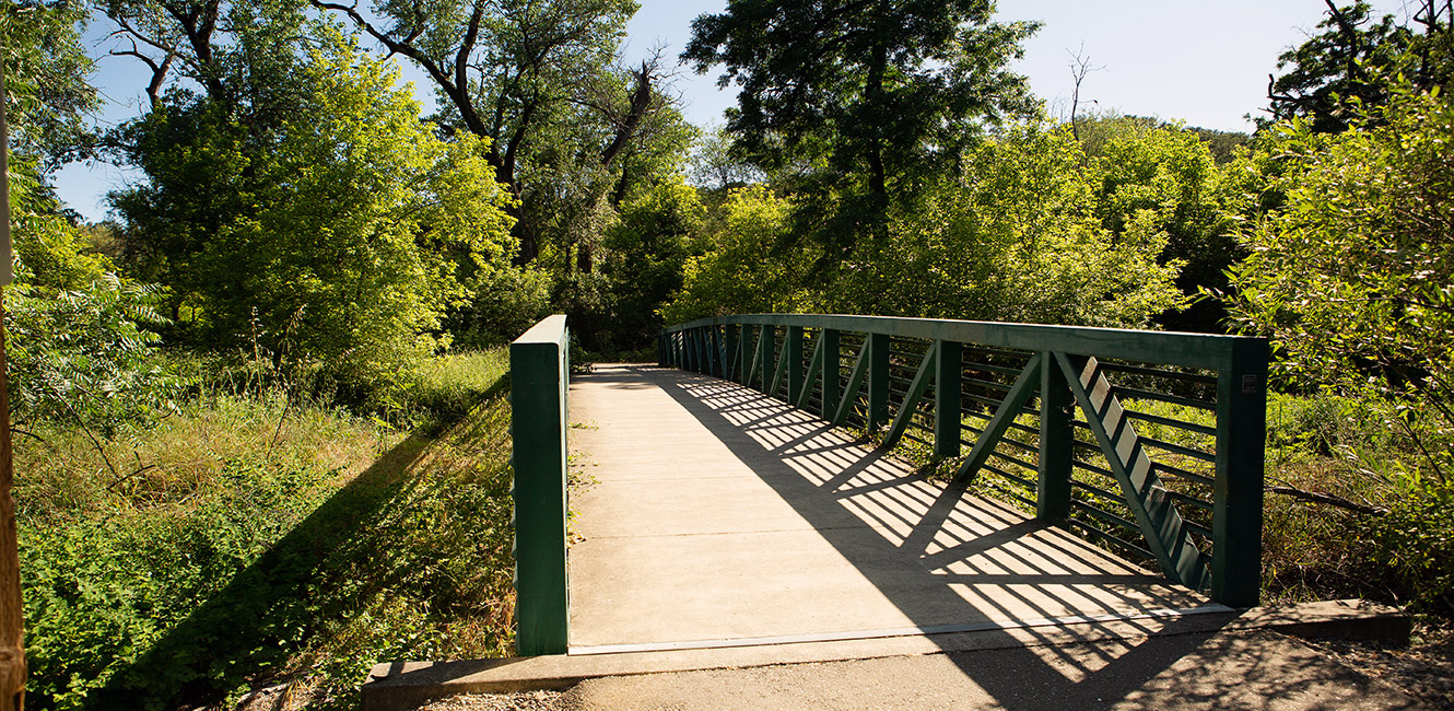 Cloverdale River Park trail