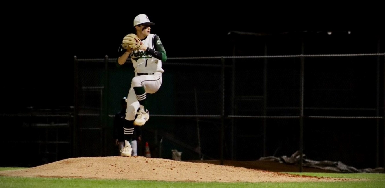 Arnold Field baseball player